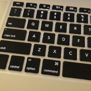 Meet your Posher, Ari